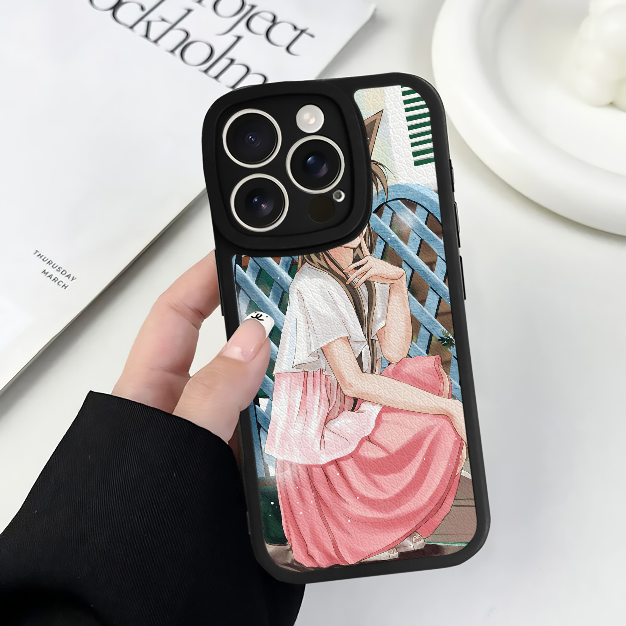 （画像用） 名探偵コナン Detective Conan 【iPhone 16シリーズ対応】シリコンスマホケース（レザー調） 材質：シリコン